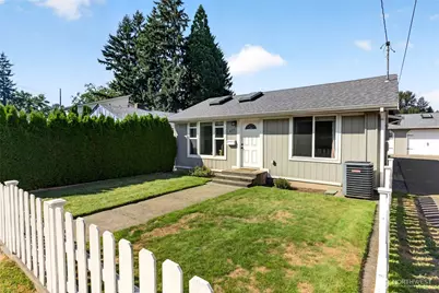 435 Harrison Street, Sumner, WA 98390 - Photo 1
