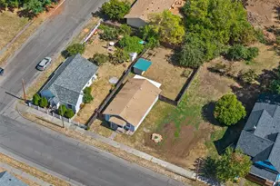 118 N Buckner St, Centralia, WA 98531 - Photo 36