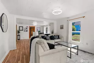 118 N Buckner St, Centralia, WA 98531 - Photo 8
