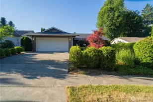 2928 Briar Lea Loop SE, Olympia, WA 98501 - Photo 2