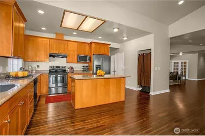 16130 Larch Way, Lynnwood, WA 98007 - Photo 6