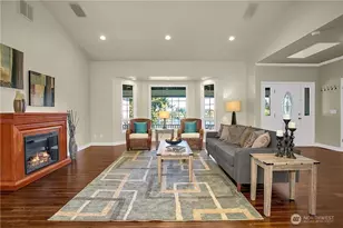 16130 Larch Way, Lynnwood, WA 98007 - Photo 4