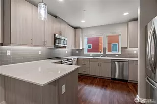 12520 15th Ave NE, Seattle, WA 98125 - Photo 4