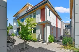 12520 15th Ave NE, Seattle, WA 98125 - Photo 1