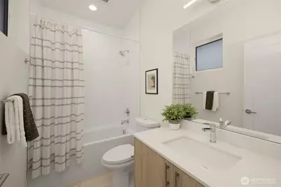 3920 B S Juneau Street, Seattle, WA 98118 - Photo 6