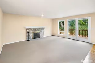 8424 127th Ave SE, Newcastle, WA 98056 - Photo 4