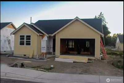813 E 6th, Nooksack, WA 98276 - Photo 2