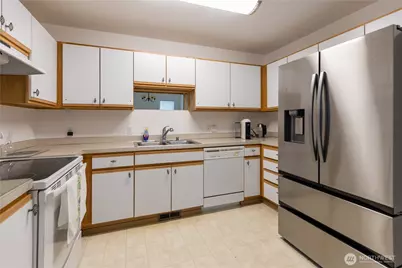 1831 S 308th Street #B, Federal Way, WA 98003 - Photo 16