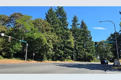 11 Xx NE Sunset Boulevard, Renton, WA 98056 - Photo 6