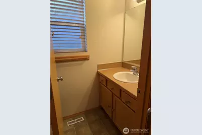 4212 Galena Street SE, Lacey, WA 98503 - Photo 6