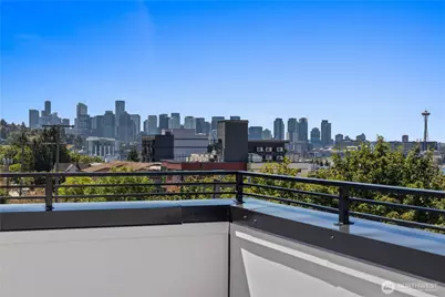 2328 Franklin Avenue E #D, Seattle, WA 98102 - Photo 1