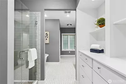 10421 324th Place SE, Issaquah, WA 98027 - Photo 18