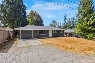 902 Peters Pl, Everett, WA 98208 - Photo 2