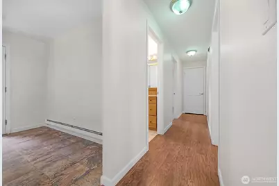 902 Peters Place, Everett, WA 98208 - Photo 6