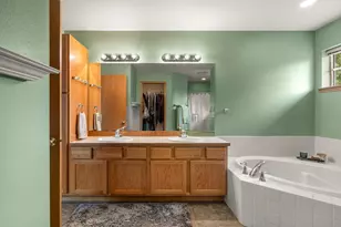 1131 Homestead Dr, Burlington, WA 98233 - Photo 18