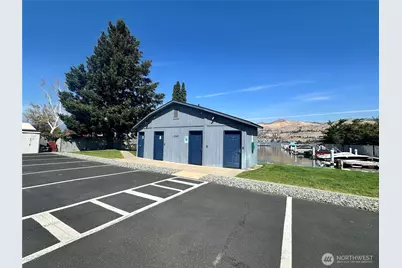 1240 W Woodin Avenue #A-11, Chelan, WA 98816 - Photo 6