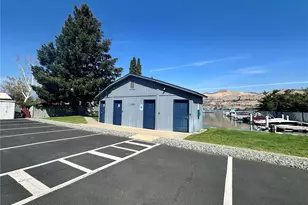 1240 W Woodin Ave, Chelan, WA 98816 - Photo 6
