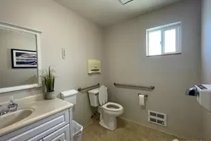 1240 W Woodin Ave, Chelan, WA 98816 - Photo 8