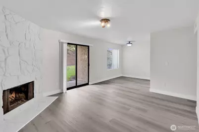 12520 NE 145th Terrace #E33, Kirkland, WA 98034 - Photo 14
