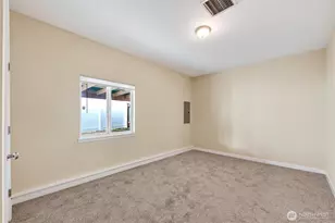 11618 Roseberg Ave S, Seattle, WA 98168 - Photo 20