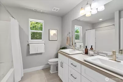 15111 Manor Way, Lynnwood, WA 98087 - Photo 34