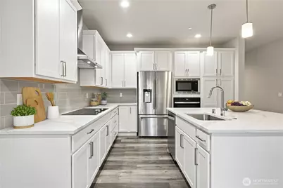 429 Logan Road #2, Lynnwood, WA 98036 - Photo 6