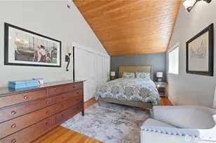 18002 25th Ave NE, Lake Forest Park, WA 98155 - Photo 4