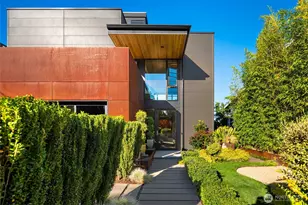 1502 Palm Ave SW, Seattle, WA 98116 - Photo 4