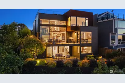 1502 Palm Avenue SW, Seattle, WA 98116 - Photo 2