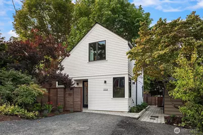 2316 S Forest Street, Seattle, WA 98144 - Photo 1