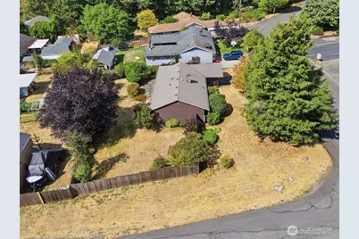 3815 S 179th Street, SeaTac, WA 98188 - Photo 2
