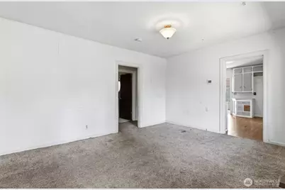 2714 204th Street SW, Lynnwood, WA 98036 - Photo 6