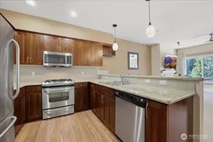 2115 201st Pl SE, Bothell, WA 98012 - Photo 2