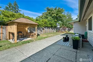 2045 173rd Ave NE, Redmond, WA 98052 - Photo 24