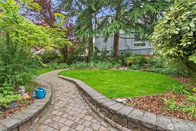 731 19th Avenue, Seattle, WA 98122 - Photo 32