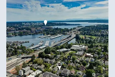 2353 Federal Avenue E, Seattle, WA 98102 - Photo 4