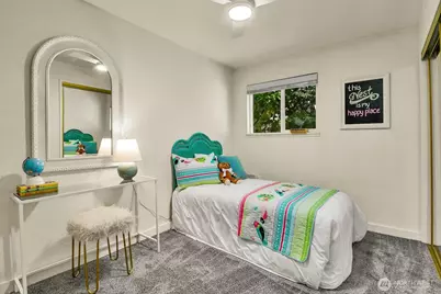 2353 Federal Avenue E, Seattle, WA 98102 - Photo 18