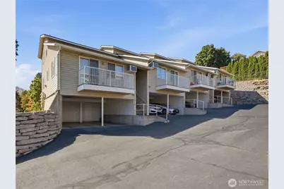 1686 S Mission Street #1, Wenatchee, WA 98801 - Photo 1