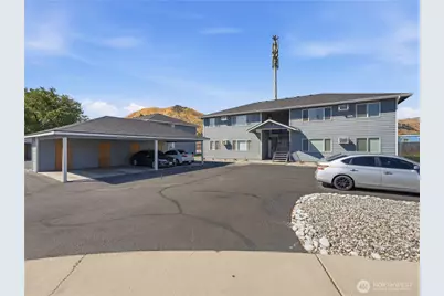 1624 Cross Street #1, Wenatchee, WA 98801 - Photo 1