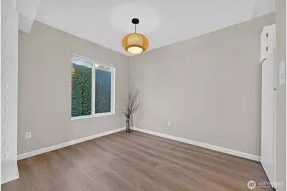 2858 32nd Avenue W #202, Seattle, WA 98199 - Photo 26