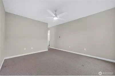 2858 32nd Avenue W #202, Seattle, WA 98199 - Photo 24