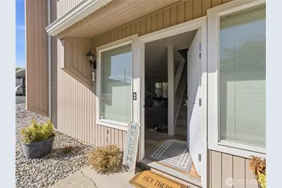128 S Western Avenue #1, Wenatchee, WA 98801 - Photo 8