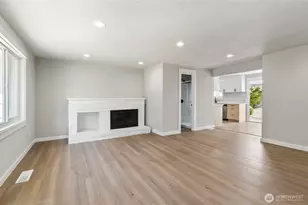 2125 N Highland St, Tacoma, WA 98406 - Photo 4