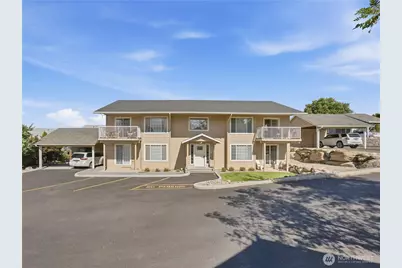 1011 D N Baker Avenue #D, East Wenatchee, WA 98802 - Photo 1