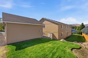 1011 D N Baker Ave, East Wenatchee, WA 98802 - Photo 6