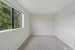 8816 Nesbit Ave N, Seattle, WA 98103 - Photo 18