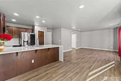 7428 19th Place SE, Lake Stevens, WA 98258 - Photo 4