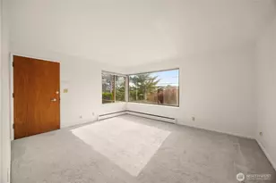 2822 14th Ave W, Seattle, WA 98119 - Photo 10