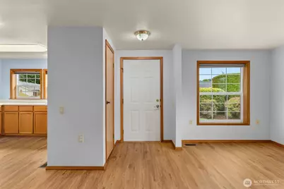 109 Longfellow Lane, Centralia, WA 98531 - Photo 4