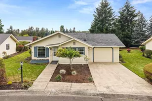 109 Longfellow Ln, Centralia, WA 98531 - Photo 1